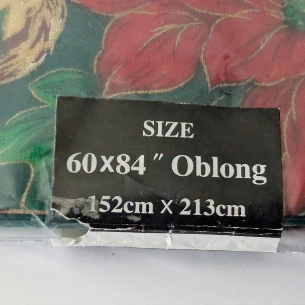 Fashion Classics Christmas Banquet Poinsettia Tablecloth 60x84 Oblong New